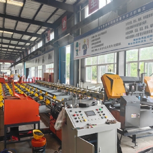 數(shù)控鋸切套絲打磨生產線